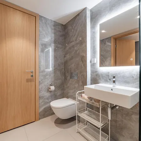 Sea View Family In Unique Kalaranna District Apartment